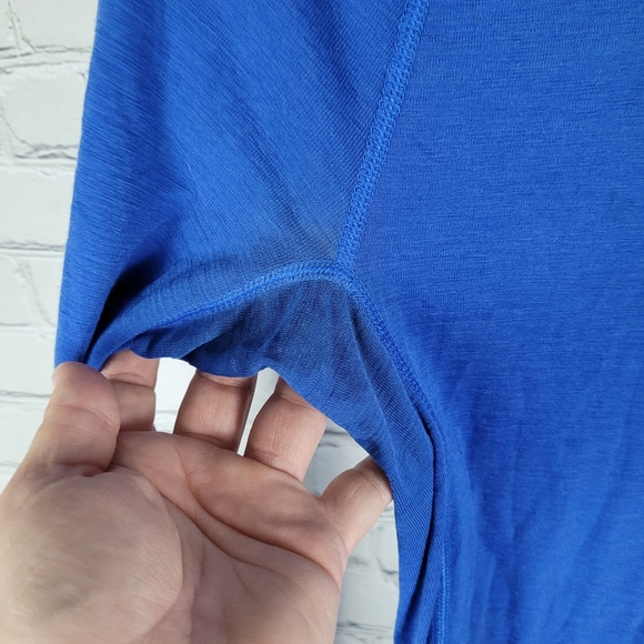 ICEBREAKER | BodyFit Basics 200 merino wool base layer outdoor long sleeve top - Picture 7 of 8